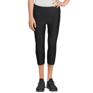 NEW Reebok Women’s Compression Fit Capri Leggings